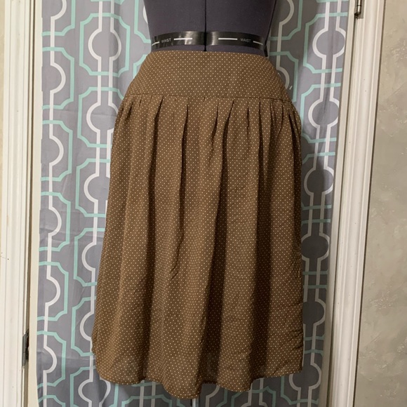 3/15🔥 Brown skirt with white polka dots - Picture 2 of 4